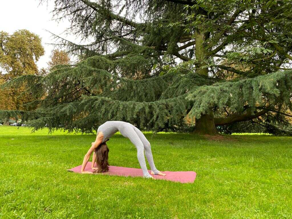 Elena - Yoga Teacher - outdoor   Elena - Yoga Teacher - outdoor